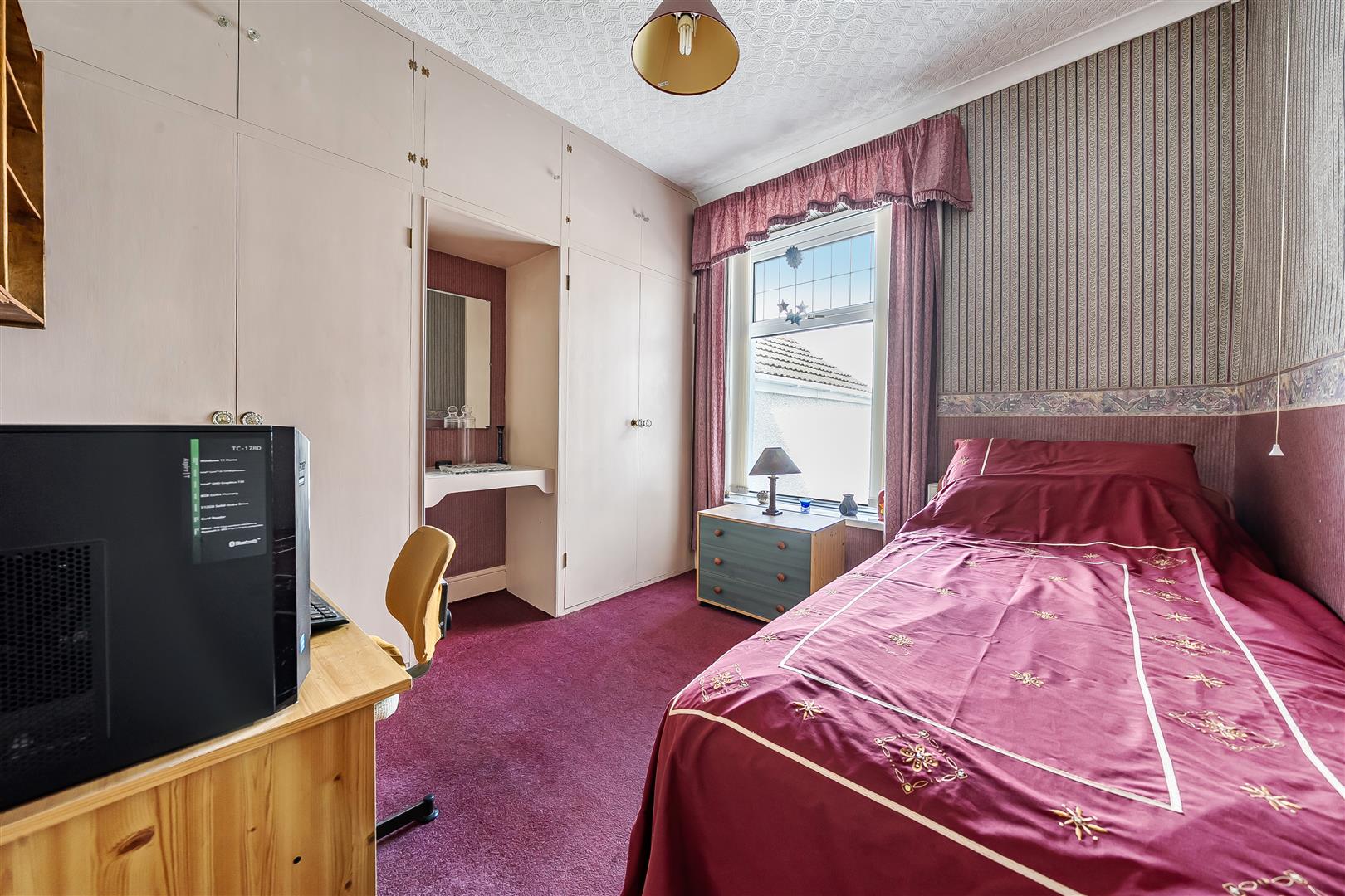 Lakefield Place, Llanelli, SA15 2TY